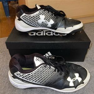 UnderArmor Size 11 Baseball Cleats